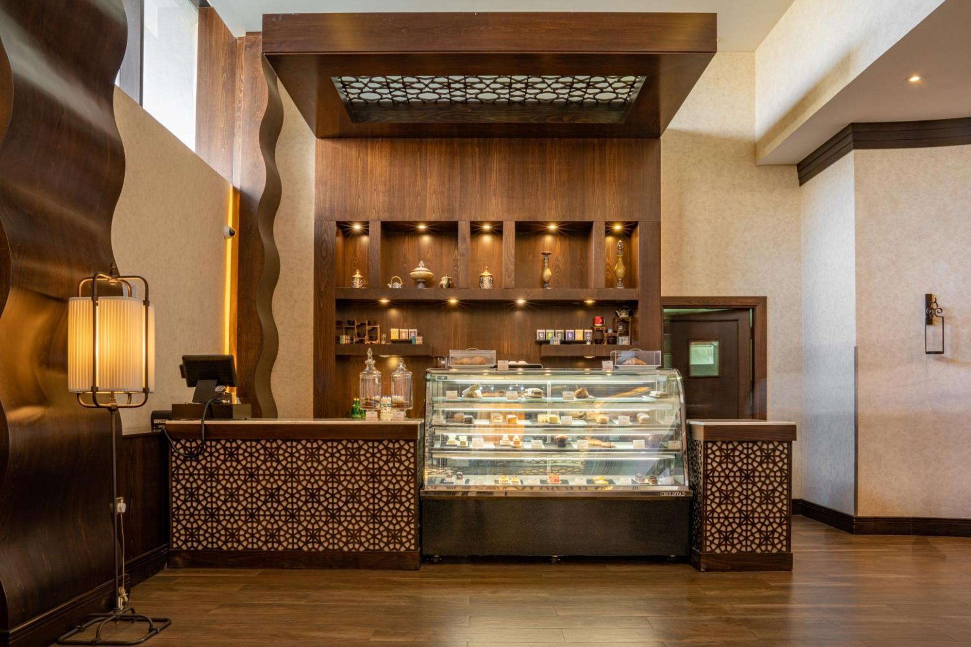Danat Al Ain Resort Exteriér fotografie The Coffee Shop